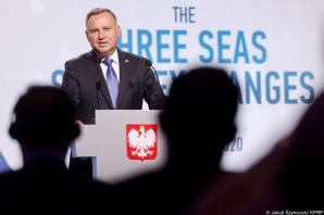[VIDEO] Prezydent podkreślił, że Rozwój Trójmorza i współpraca w ramach Trójmorza służą całej Unii Europejskiej.