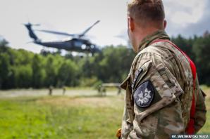 [VIDEO] Gotowi do podjęcia najtrudniejszych zadań. Black Hawk który niedawno wrócił z działań ratowniczo-gaśniczych w Turcji.