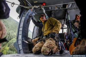 [VIDEO] Gotowi do podjęcia najtrudniejszych zadań. Black Hawk który niedawno wrócił z działań ratowniczo-gaśniczych w Turcji.
