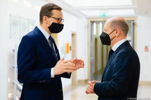[VIDEO] Premier Morawiecki po spotkaniu z kanclerz Merkel: solidarność Unii Europejskiej jest bardzo ważna wobec sytuacji na polsko-białoruskiej granicy