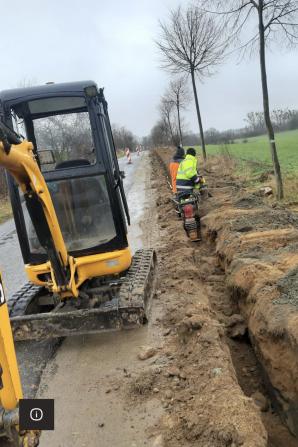 W przygranicznym, niemieckim Milmelsdorf skradziono polskim robotnikom mini koparkę JCB8018 CTS. Poszkodowani proszą o pomoc Krzysztofa Rutkowskiego!