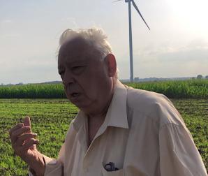 [VIDEO] Co stuka wewnątrz nie uruchomionego jeszcze wiatraka k. Ostrowa Wlkp.? Czy po 3 pożarach wiatraków w Wielkopolsce straż pożarna zaakceptuje inwestycję, która nie spełnia wymogów odległościowych od najbliższych zabudowań?