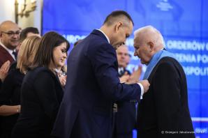 [VIDEO] Prezydent wręczył Ordery Orła Białego i Ordery Odrodzenia Polski