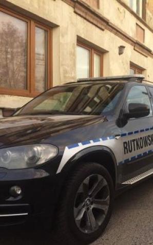 Skradziona odzież wartości 200 tysięcy zł! Konferencja Krzysztofa Rutkowskiego w poniedziałek w Koninie