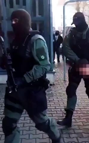 [VIDEO] Poznań - Polowali na kierowców, wyłudzali odszkodowania 