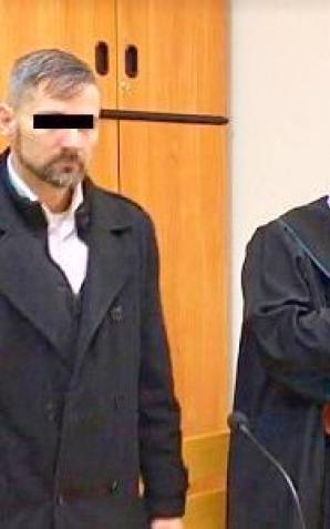 [VIDEO] TOGI BEZ SUMIEŃ: Szaleństwa porwania 7-letniej Zosi nie potrafił wczoraj zakończyć Sąd Okręgowy w Radomiu pod przewodnictwem Kazimierza Mazura. Mając świadomość licznych swoich błędów z 7 miesięcy, przedłużył to porwanie o kolejne 3 miesiące!