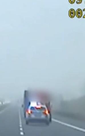 Policjanci z zespołu „Speed” zatrzymali nietrzeźwego kierowcę, który jechał przywłaszczonym mercedesem