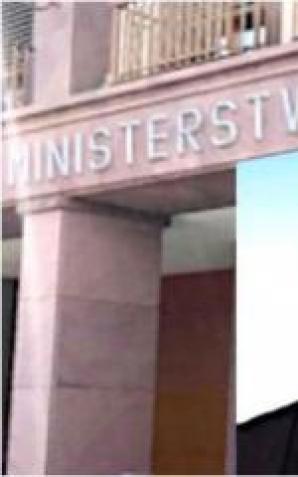 [VIDEO] Ministerstvo spravodlivosti v Bratislave dnes prisľúbilo pomoc pri vydávaní medzinárodného zatykača slovenskému vedcovi Slavomírovi H., ktorý nelegálne drží 5-ročné dieťa v Moskve.