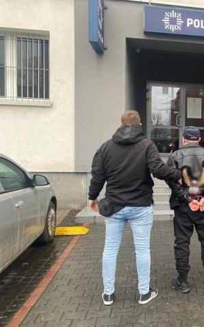 Jak z filmu -Ścigany-, ukrywał się 10 lat