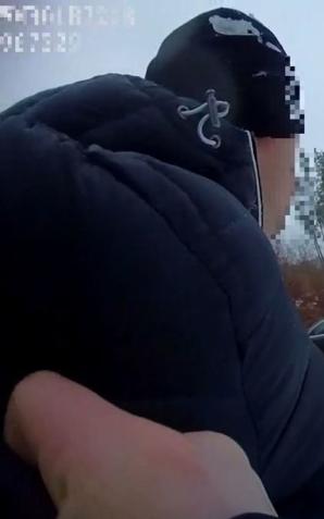 [VIDEO] Pościg,gonienie,gonitwa,obława,pogoń,ściganie. Policja i złoczyńcy 