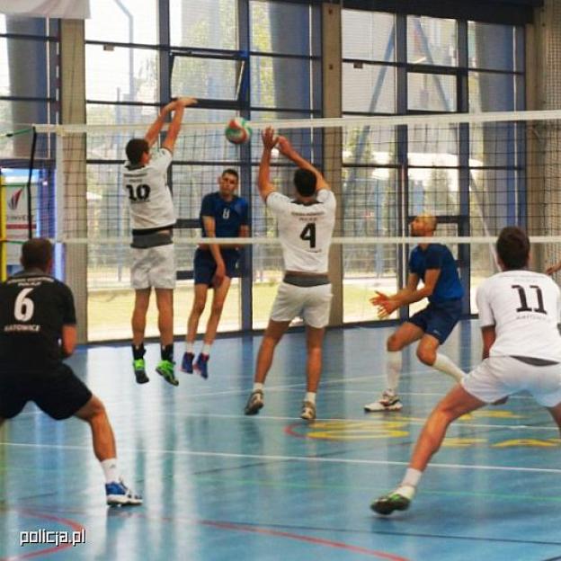 Śląscy policjanci kolejny raz najlepszymi siatkarzami!