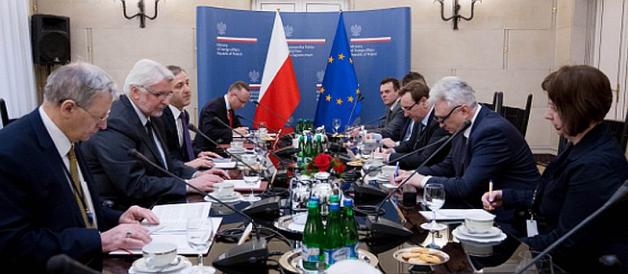 O szybkim rozwoju gospodarczym szef polskiej dyplomacji z przewodniczącym Senatu Republiki Czeskiej