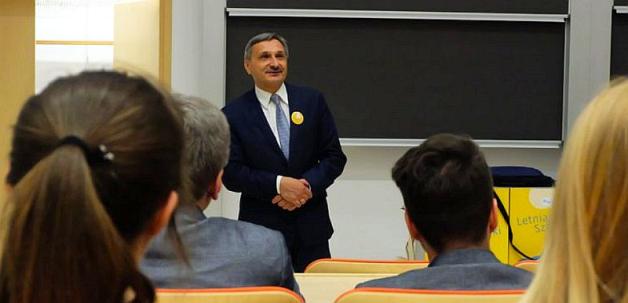 XI Letnia Szkoła Fizyki – inauguracja z udziałem wiceministra edukacji