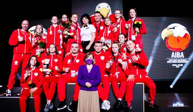 Osiem medali dla reprezentacji Polski na Młodzieżowych Mistrzostwach Świata w boksie – Kielce 2021