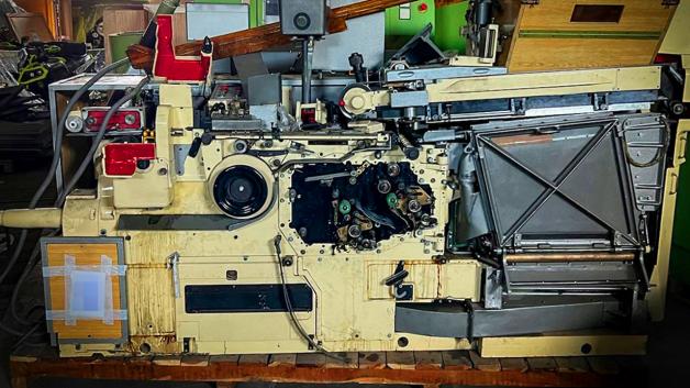 [VIDEO] Nielegalne fabryki papierosów zlikwidowane. Ponad 8 ton tytoniu i blisko 200 tys. szt. papierosów w magazynach