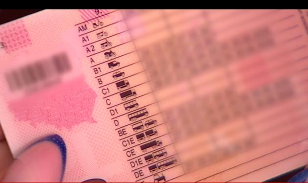 Niesłusznie zabrali prawo jazdy. Nie ma takiego przepisu. Odpowiedź Komendanta Wojewódzkiego Policji w Katowicach na reportaż Interwencja